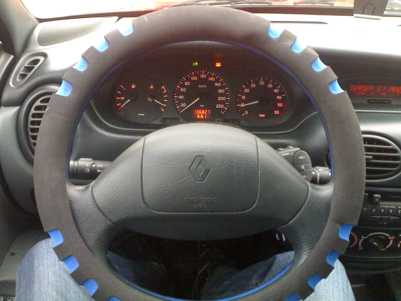 Můj Megánek - volant